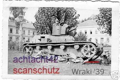 [7TP][#351]{104}{a} OZ BrPanc 3, Łapajówka (trasa Radymno-Krakowiec).jpg
