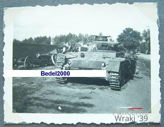 [Pz3][#001]{101}{a} Pz.Kpfw III Ausf.C, Pz.Rgt.1, #241, Sochaczew.jpg