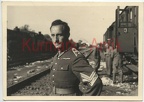 [Z.X0018] B600 Foto Wehrmacht Polen Portrait POW Gefangener Offizier Uniform Orden Effekte