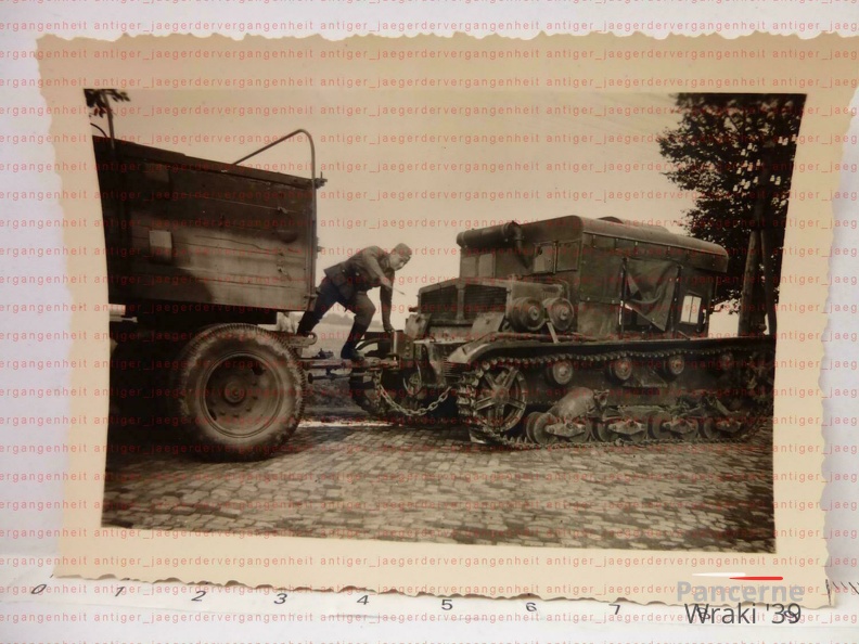 [Z.X0035] H244 2.WK Polen poln. Tank Artillerieschlepper Universal Traktor C7P bei Lublin aw.jpg
