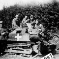 [TKS][#181]{503}{a} 61.SzCzR, weiße Balkenkreuz (długi na przedniej płycie), okolice Głowna, 2 tarcze