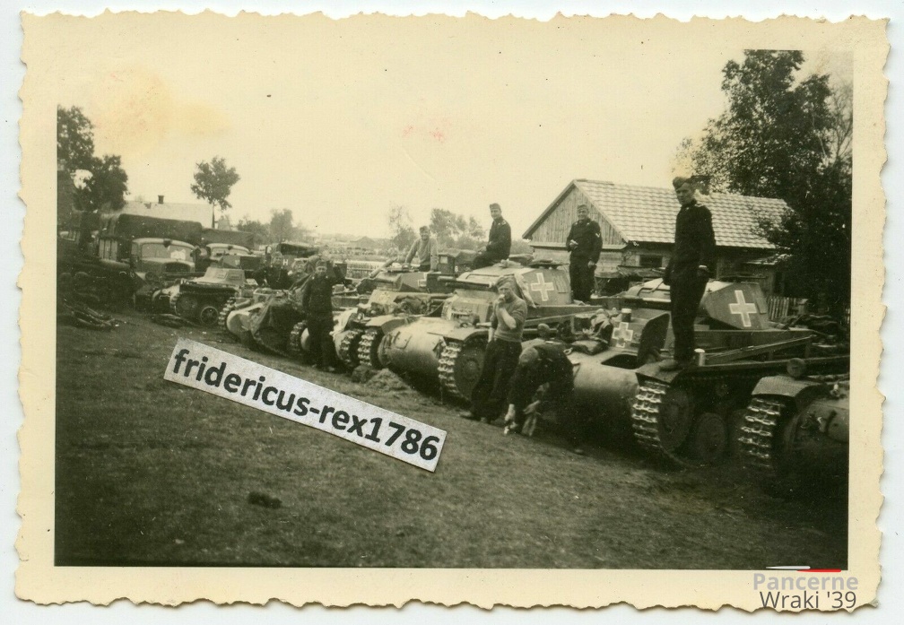 [Z.Pz.Rgt.36.005] (#21) F48 Foto Panzer Regiment 36 Pz.Rgt 36 in Polen Blitzkrieg 39 Bereitstellung aw.jpg