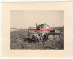 [Z.Pz.Abt.67.004] [Z.Pz.Abt.67.004] Soldaten Panzer Abteilung 67 am Skoda Panzer Gefechtsfeld im Polenfeldzug