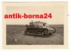 [Z.X0143] Inf.Rgt. 32 Polen 1939 polnische Tankette Beute Panzer Tank #115 a